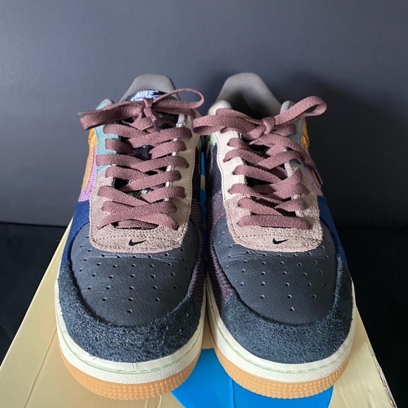 Travis Scott Air Force 1 ‘Cactus Jack’ - Picture 3 of 7